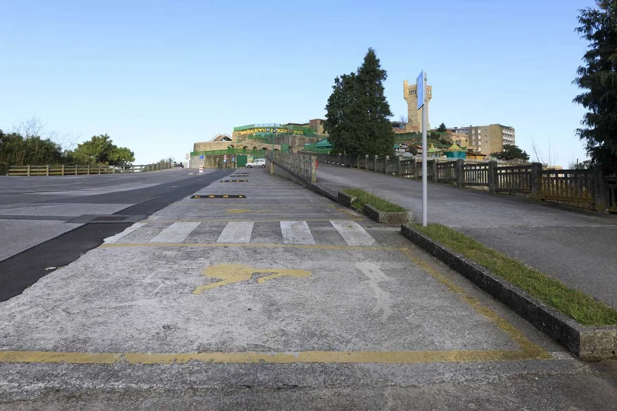 Plazas reservadas para personas con movilidad reducida en el Parque de Atracciones Monte Igueldo